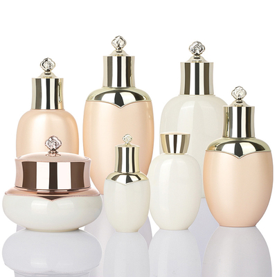 Χρυσή μοναδική 50ml συσκευασία κοστουμιών Skincare μπουκαλιών λοσιόν τονωτικού βάζων 100ml 120ml 150ml κρέμας προσώπου πολυτέλειας