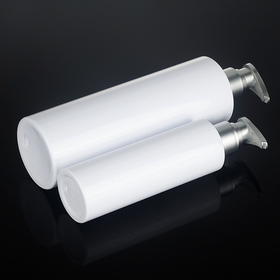 Της PET άσπρο στρογγυλό ντους πηκτωμάτων 200ml 500ml ασημένιο συσκευάζοντας μπουκάλι Skincare αντλιών σαμπουάν τοπ εδαφοβελτιωτικών ορών πλαστικό